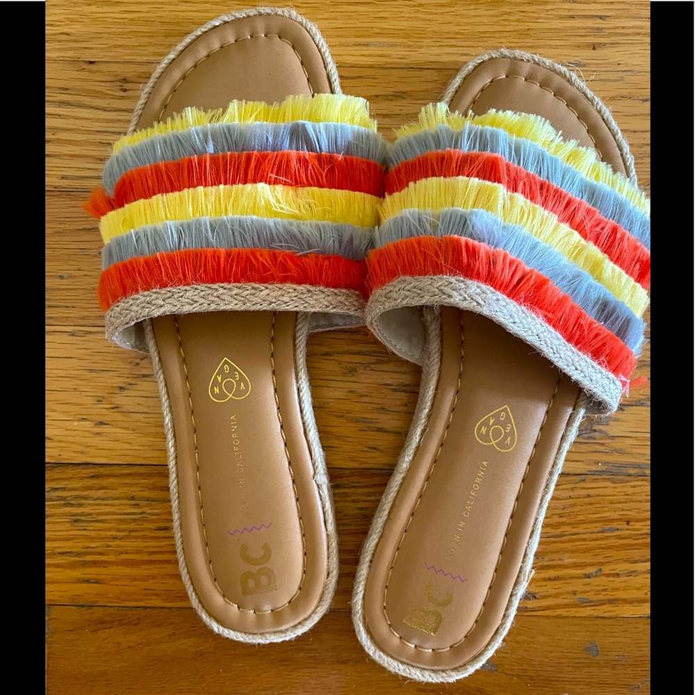 BC Born in California pair of fringed slides- brand new- size 8